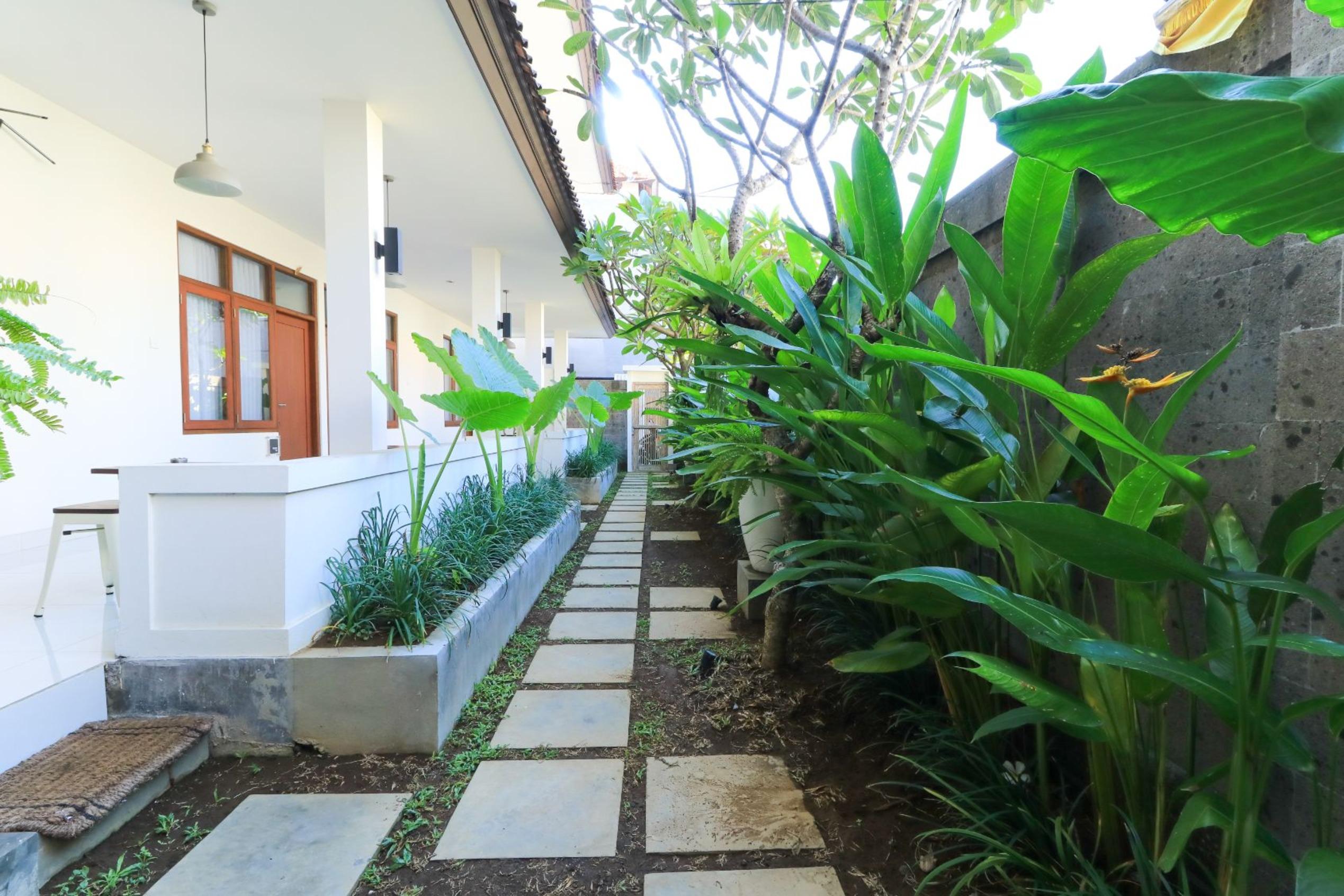 Kak Garden Inn Kuta  Exterior photo